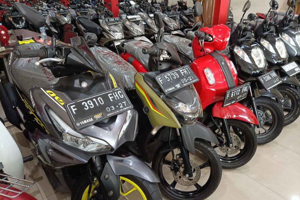 Motor Bekas Pertama