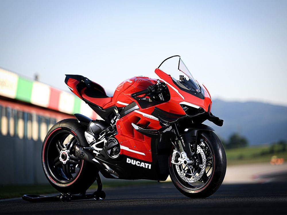 Ducati Superleggera V4